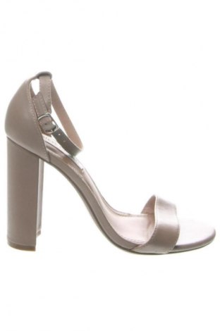 Σανδάλια Steve Madden, Μέγεθος 38, Χρώμα  Μπέζ, Τιμή 40,06 €