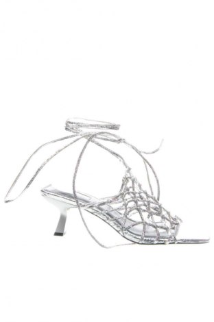 Σανδάλια Unbranded, Μέγεθος 41, Χρώμα Ασημί, Τιμή 27,99 €