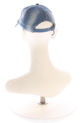 Шапка Love, Цвят Син, Цена 10,20 €