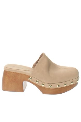Чехли Bershka, Размер 36, Цвят Бежов, Цена 29,72 €, #137909529