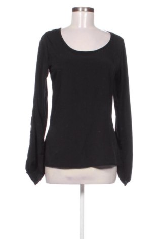 Bluză de femei New Imperial, Mărime M, Culoare Negru, Preț 36,74 Lei, #137908915