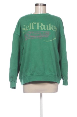 Γυναικεία μπλούζα Pull&Bear, Μέγεθος M, Χρώμα Πράσινο, Τιμή 8,00 €, #137920801