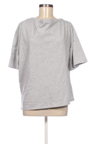 Дамска блуза Pull&Bear, Размер L, Цвят Сив, Цена 10,00 €, #137933171