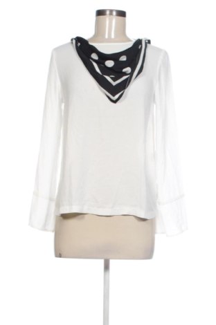 Bluză de femei Zara, Mărime XS, Culoare Alb, Preț 46,00 Lei, #137940547