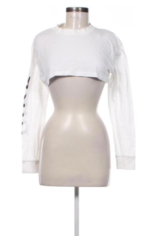 Bluză de femei Nike, Mărime M, Culoare Alb, Preț 128,00 Lei, #137942992