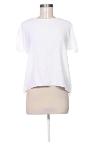 Damen Shirt Stradivarius, Größe M, Farbe Weiß, Preis 11,00 €, #137897509
