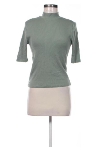 Дамска блуза Zara, Размер M, Цвят Зелен, Цена 9,53 €, #137920641