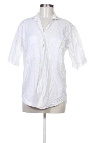 Cămașă de femei Unbranded, Mărime S, Culoare Alb, Preț 70,00 Lei, #137926559