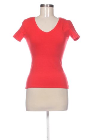 Tricou de femei Unbranded, Mărime S, Culoare Roșu, Preț 42,84 Lei, #137913146