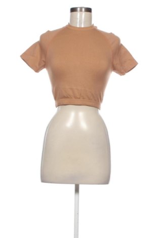 Tricou de femei Unbranded, Mărime M, Culoare Bej, Preț 31,49 Lei, #137928825