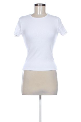 Tricou de femei Pull&Bear, Mărime M, Culoare Alb, Preț 36,74 Lei, #137931151