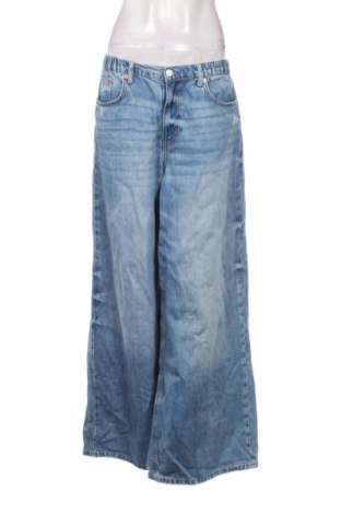 Dámské džíny  Stradivarius, Velikost XL, Barva Modrá, Cena  347,00 Kč, #137896298
