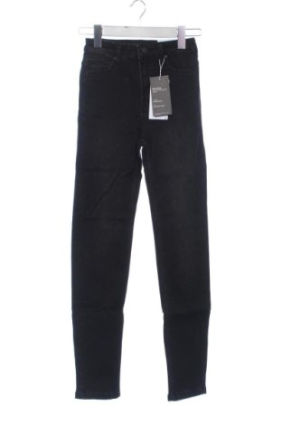 Blugi de femei Bershka, Mărime XS, Culoare Negru, Preț 120,73 Lei, #137904085