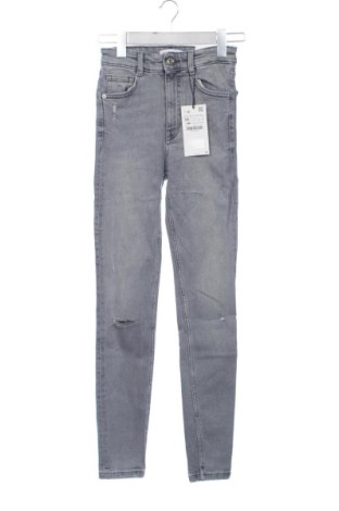 Blugi de femei Zara, Mărime XS, Culoare Gri, Preț 194,22 Lei, #137904097
