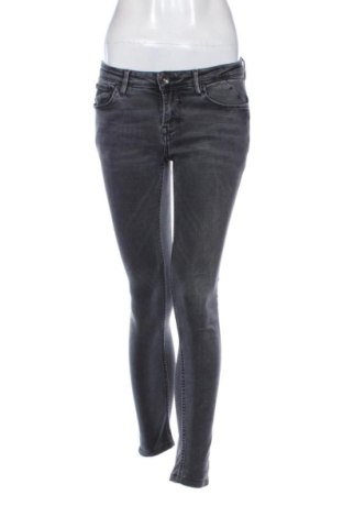Blugi de femei Garcia Jeans, Mărime L, Culoare Gri, Preț 131,23 Lei, #137906367