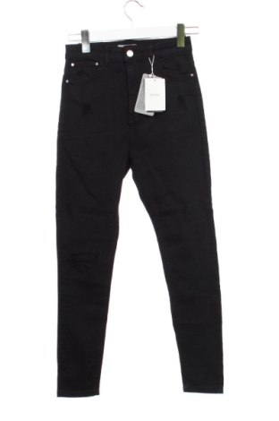 Blugi de femei Bershka, Mărime S, Culoare Negru, Preț 110,00 Lei, #137919090