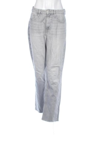 Blugi de femei Zara, Mărime M, Culoare Gri, Preț 78,74 Lei, #137924250