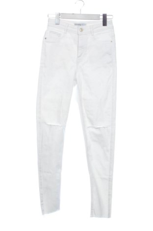 Blugi de femei Zara, Mărime XS, Culoare Alb, Preț 78,74 Lei, #137927351
