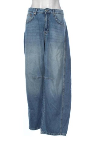 Damskie jeansy Pull&Bear, Rozmiar XL, Kolor Niebieski, Cena 117,18 zł, #137929604