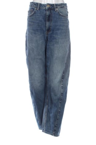 Blugi de femei Zara, Mărime S, Culoare Albastru, Preț 196,32 Lei, #137931579