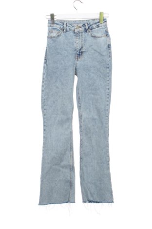 Blugi de femei Trendyol, Mărime XS, Culoare Albastru, Preț 40,99 Lei, #137524952