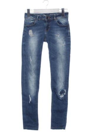 Dámske džínsy  Bershka, Veľkosť S, Farba Modrá, Cena  13,00 €, #137901805