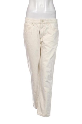 Női farmernadrág Bershka, Méret L, Szín Ekrü
, Ár 5 674 Ft, #137910910