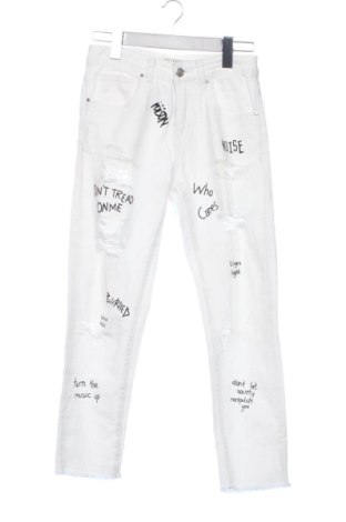 Blugi de femei Unbranded, Mărime S, Culoare Alb, Preț 145,29 Lei, #137915112