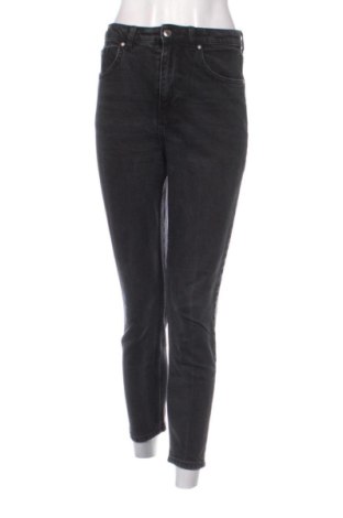 Blugi de femei Bershka, Mărime S, Culoare Negru, Preț 68,24 Lei, #137924342
