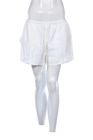 Pantaloni scurți de femei Fb Sister, Mărime L, Culoare Alb, Preț 26,25 Lei, #137904750