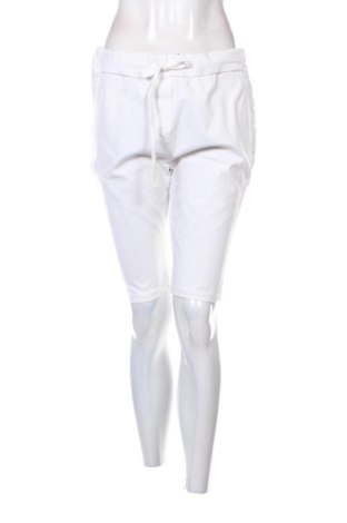 Pantaloni scurți de femei Nkd, Mărime L, Culoare Alb, Preț 54,00 Lei, #137909190