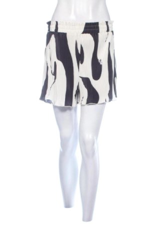 Pantaloni scurți de femei SHEIN, Mărime S, Culoare Multicolor, Preț 52,49 Lei, #137926907