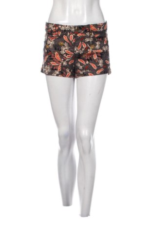 Pantaloni scurți de femei H&M, Mărime M, Culoare Multicolor, Preț 57,74 Lei, #137929835