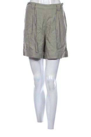 Pantaloni scurți de femei LC Waikiki, Mărime S, Culoare Verde, Preț 57,74 Lei, #137938479