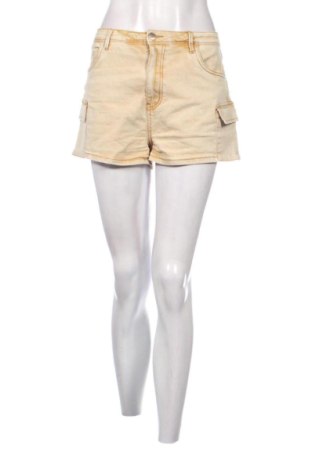 Pantaloni scurți de femei Fb Sister, Mărime L, Culoare Bej, Preț 68,24 Lei, #137899927
