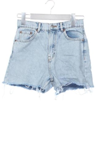 Pantaloni scurți de femei Pull&Bear, Mărime XXS, Culoare Albastru, Preț 66,00 Lei, #137914314