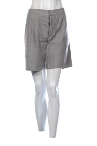 Pantaloni scurți de femei Pepe Jeans, Mărime L, Culoare Gri, Preț 78,74 Lei, #137929412