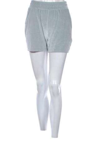 Pantaloni scurți de femei Lola & Liza, Mărime S, Culoare Gri, Preț 73,49 Lei, #137937412