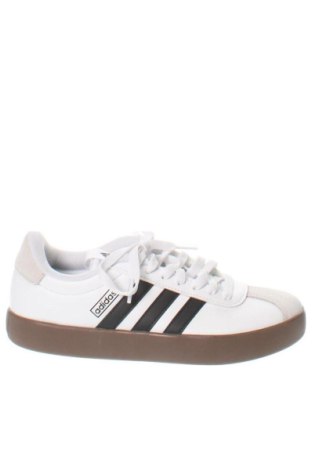 Női cipők Adidas, Méret 38, Szín Fehér, Ár 33 333 Ft, #137909539