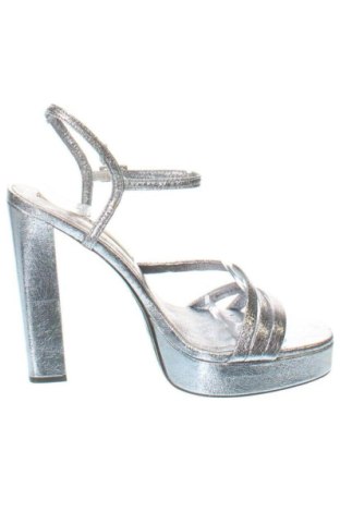 Дамски обувки Zara, Размер 40, Цвят Сребрист, Цена 35,00 €, #137922449