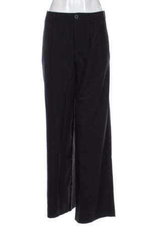 Damenhose Reserved, Größe M, Farbe Schwarz, Preis 14,00 €, #137890510