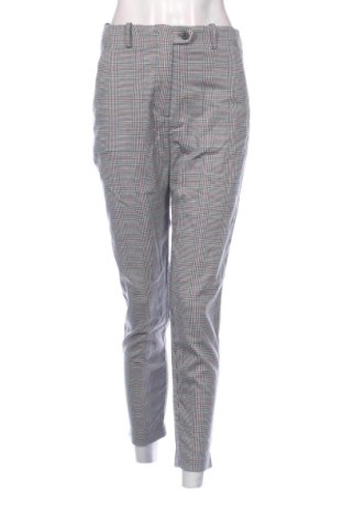Pantaloni de femei Pull&Bear, Mărime M, Culoare Multicolor, Preț 57,74 Lei, #137903973