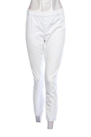 Pantaloni de femei Clockhouse, Mărime XXL, Culoare Alb, Preț 54,00 Lei, #137908365