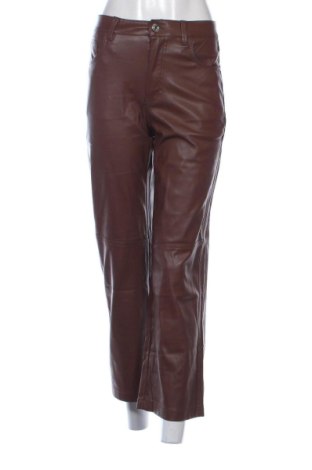 Női nadrág Bershka, Méret S, Szín Barna, Ár 3 901 Ft, #137914508