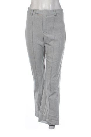 Pantaloni de femei Bershka, Mărime M, Culoare Gri, Preț 41,94 Lei, #137927029