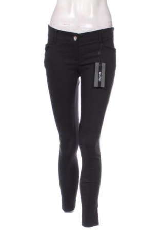 Pantaloni de femei Me & Me, Mărime M, Culoare Negru, Preț 99,73 Lei, #137898349