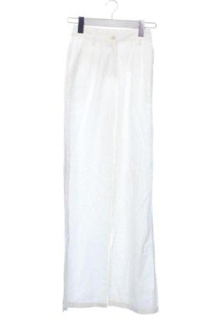 Pantaloni de femei Bershka, Mărime XS, Culoare Alb, Preț 128,39 Lei, #137898975
