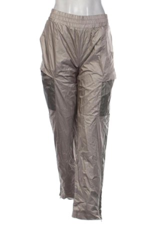 Pantaloni de femei Guess, Mărime XL, Culoare Bej, Preț 330,69 Lei, #137910455