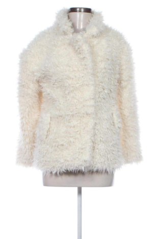 Дамско палто Fashion nova, Размер S, Цвят Екрю, Цена 27,00 €, #137891477