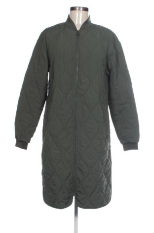 Geacă de femei C&A, Mărime M, Culoare Verde, Preț 152,99 Lei, #137897270
